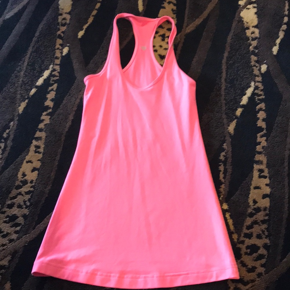 Lululemon size 4 Coral Racerback
